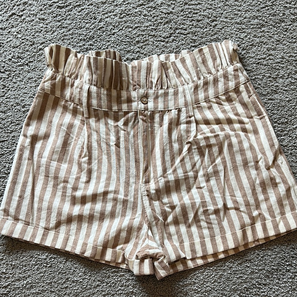 NWT Striped Tan and White Women's Shorts